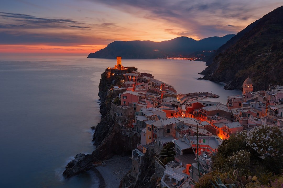 services-03 Vernazza sunset